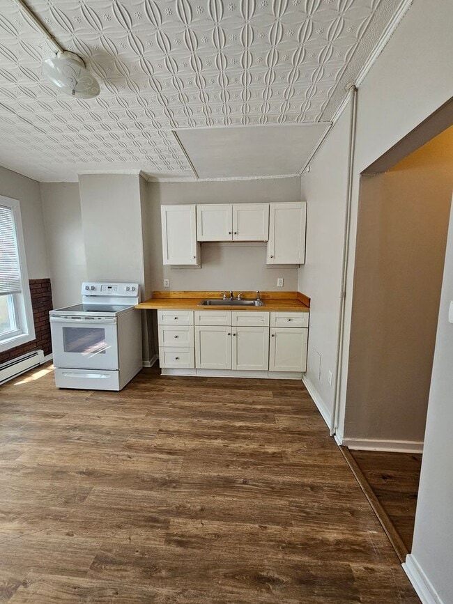 Photo - 70 Cleveland St Unit 70 Cleveland St #1
