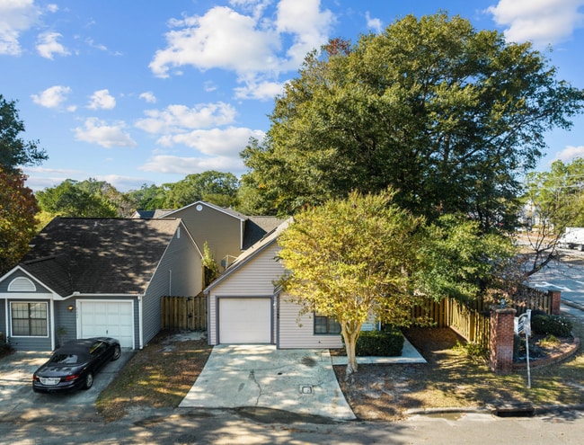 Photo - 1160 Shipyard Blvd