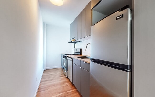 Photo - haven avenue Unit 4E