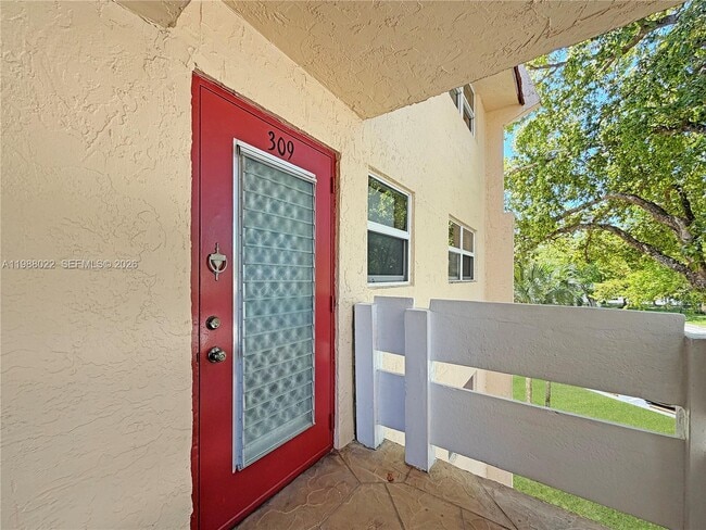 Photo - 1030 Country Club Dr Unit 309