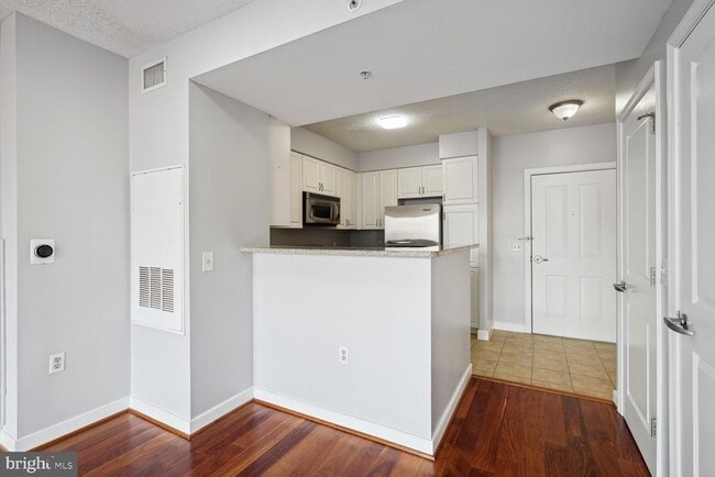 Photo - 555 Massachusetts Ave NW Unit 1110