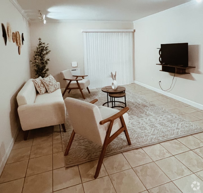 Building Photo - 1700 SW 16th Ct Rental