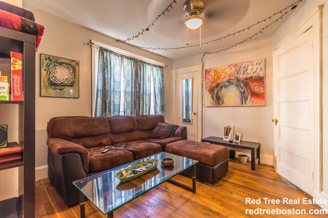 Photo - 163 Hillside St Unit 1