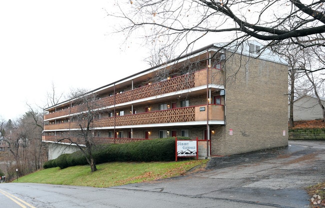 Highland Square Akron >> Highland Square Apartments For Rent Akron Oh Forrent Com Highland Square Akron >> Highland Square Apartments For Rent Akron Oh Forrent Com