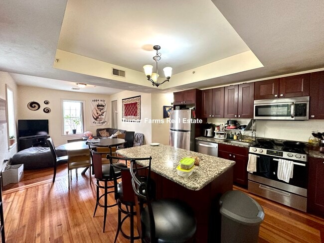 Building Photo - 107 Fisher Ave