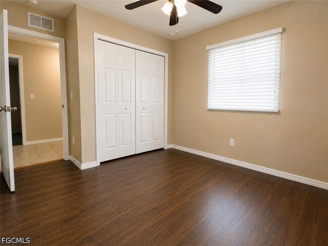 346 Bell Blvd