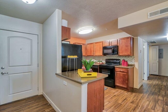 Photo - Meadowbrook Station Apartments