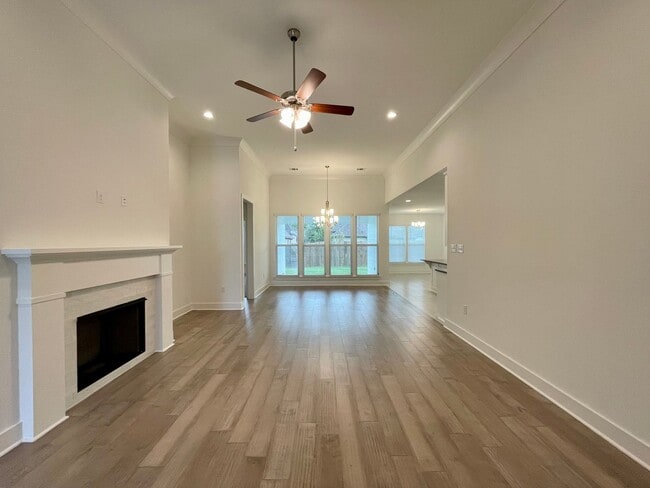 Photo - 4 bedroom in Ascension