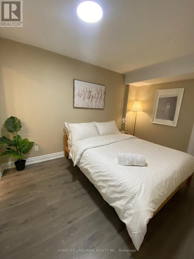 Photo - 489 Caboto Trail