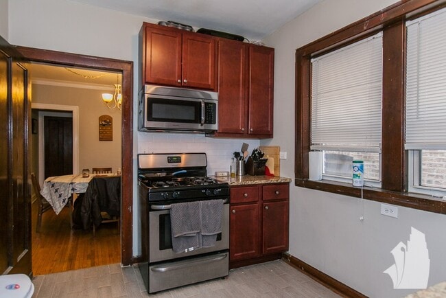 3511 N Damen Ave Unit 1