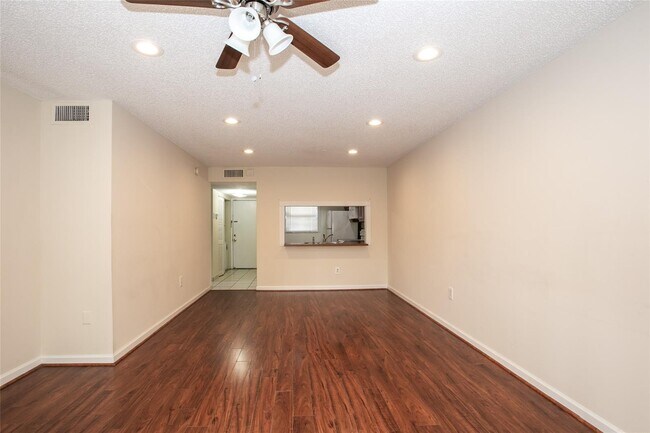 Photo - 127 NW 93rd Ave Condo Unit 206