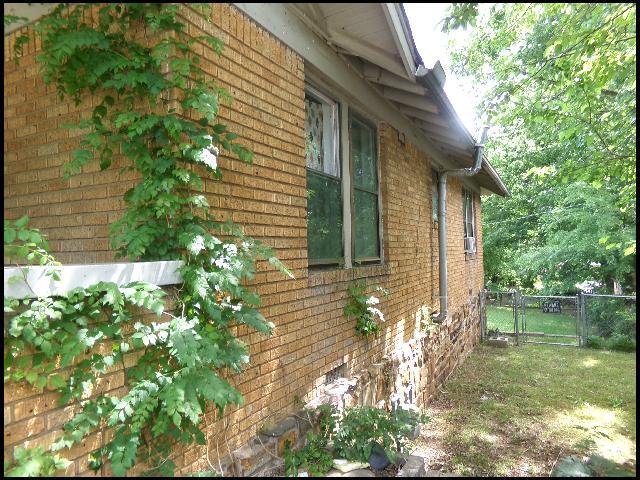Photo - 1024 Park Dr