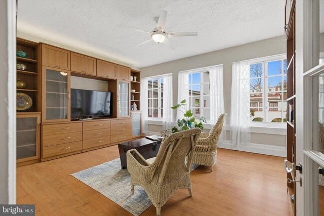 Photo - 230 Stony Run Lane Unidad 4F