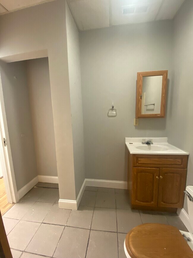 Photo - 117 W Main St Unit 200