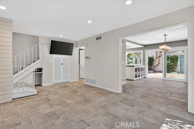 Photo - 401 Vista Roma