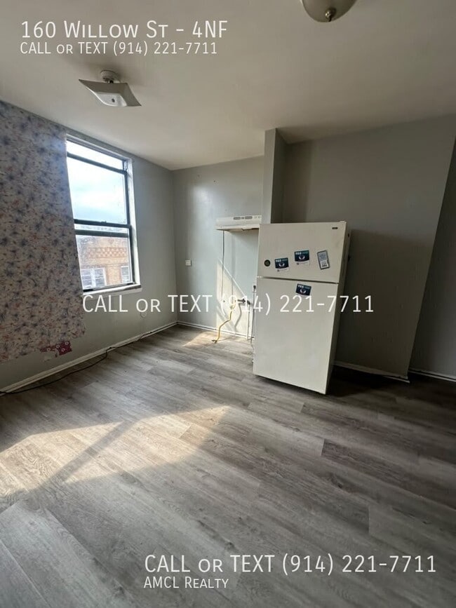160 Willow St Unit 4NF