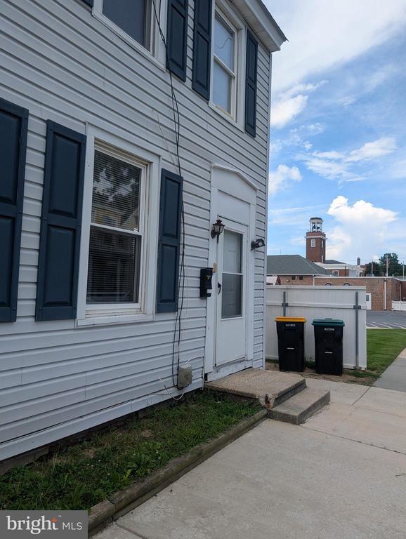 Photo - 21 S Delaware St