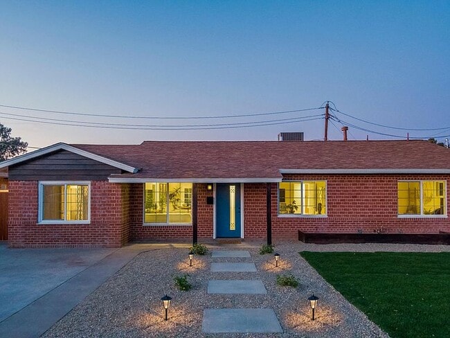 Photo - 2040 E Monte Vista Rd Unit Room 3