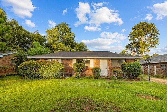 Photo - 426 Brookview Dr