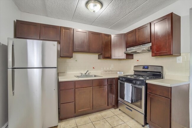 One Bedroom- Kitchen