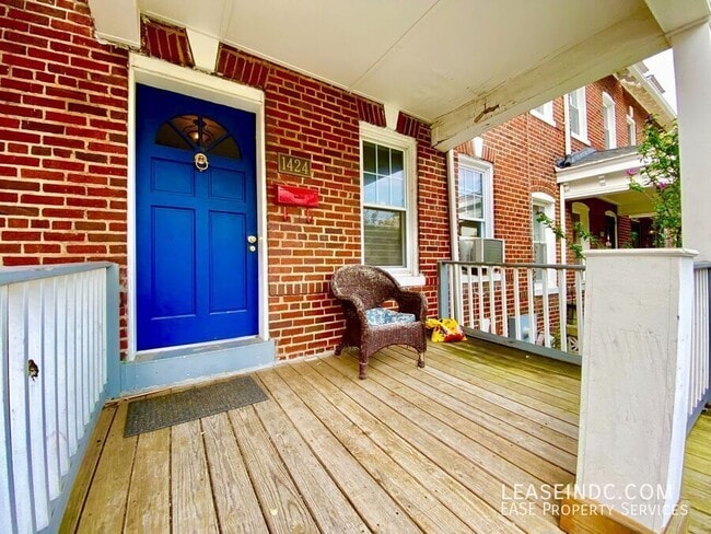 Photo - 1424 Oak St NW