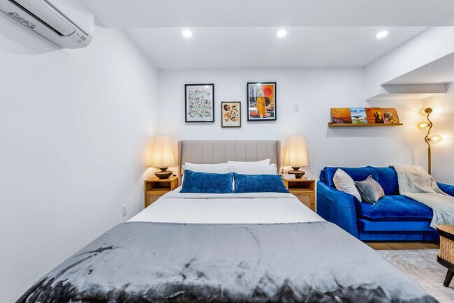 Photo - 168 McCaul St Unit SI ID1389235P