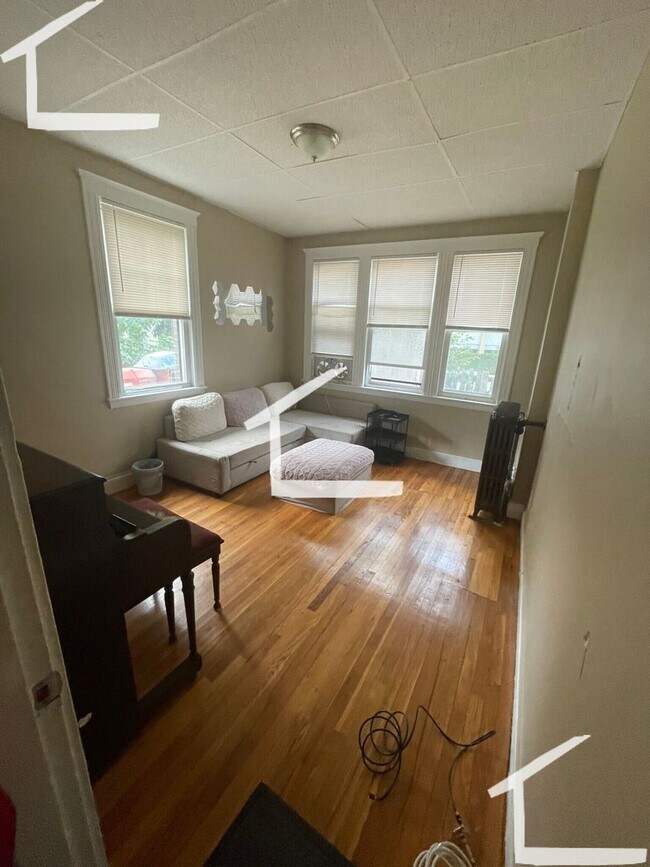 Brighton 2 Bed available 6/1 - Brighton 2 Bed available 6/1 House