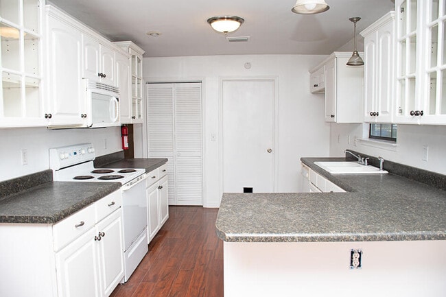 Photo - 112 Golf Course Dr