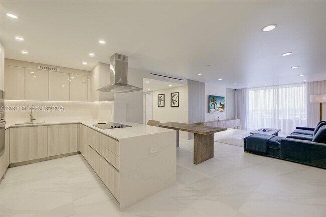 Building Photo - 600 Three Islands Boulevard Unit 403