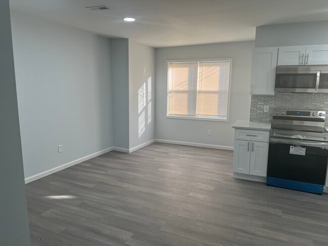 Photo - 1806 67th Ave Unit 2