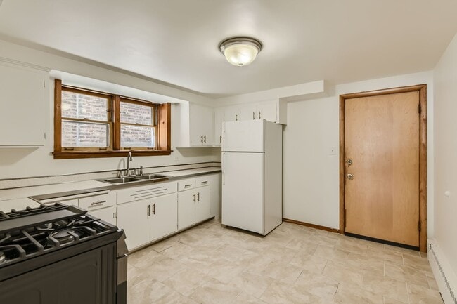 Photo - 1806 Euclid Ave Unidad B