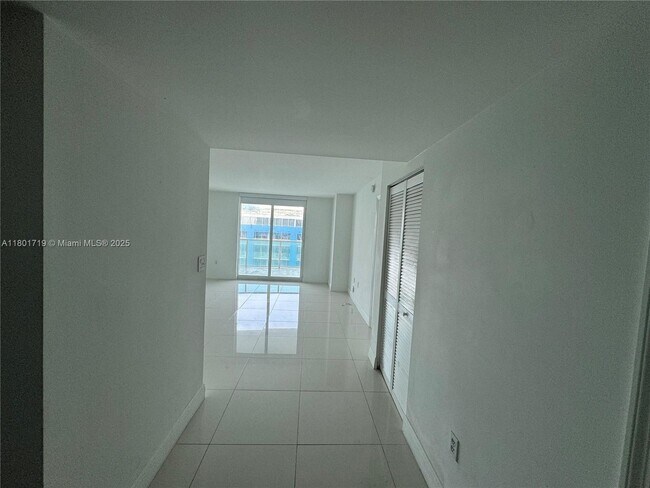 Photo - 2101 Brickell Ave Condo Unit 1603