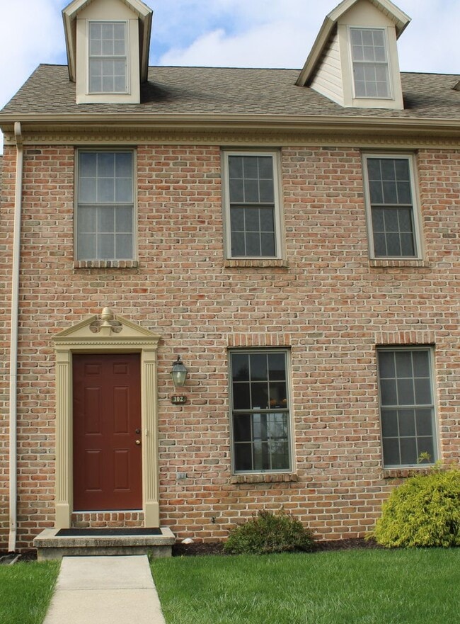 Town Home - Town Home
