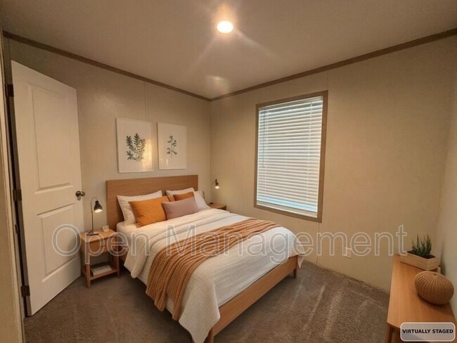 Photo - 725 S 12th St