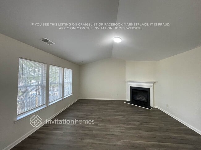 Photo - 721 Carly Court