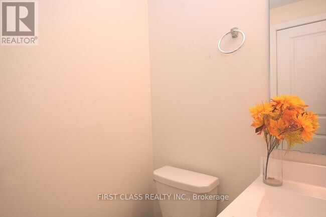 Photo - 88 William Duncan Rd