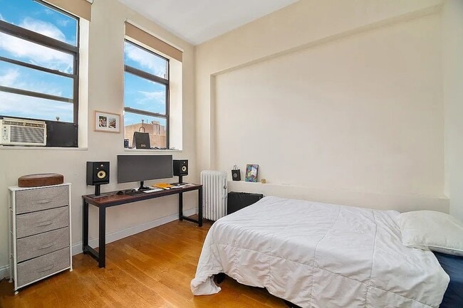 Photo - 231 E 14th St Unit 6F