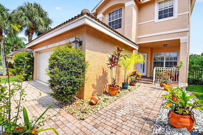 5018 Starblaze Dr