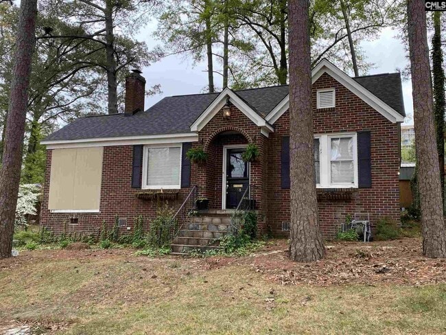 Building Photo - 2228 Pinehurst Rd Rental