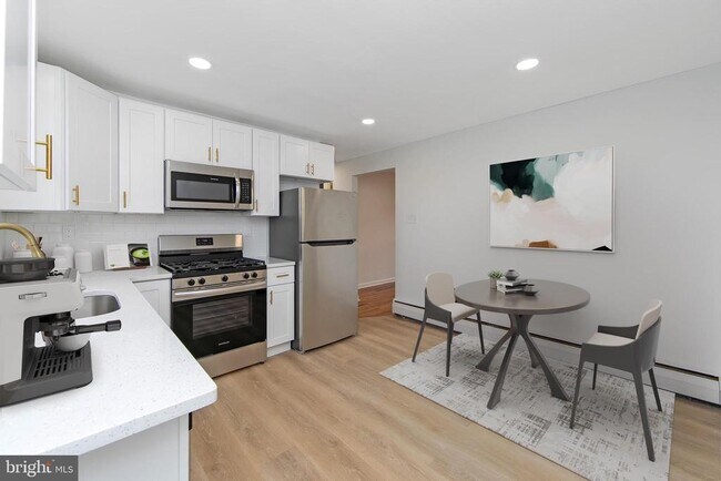 Photo - 11 N Black Horse Pike Unidad 3B