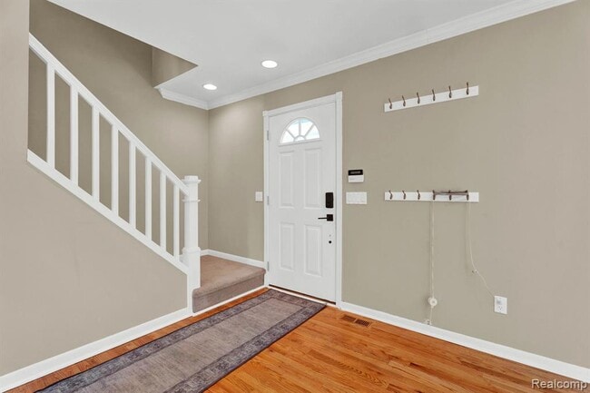 Photo - 1560 E Lincoln St