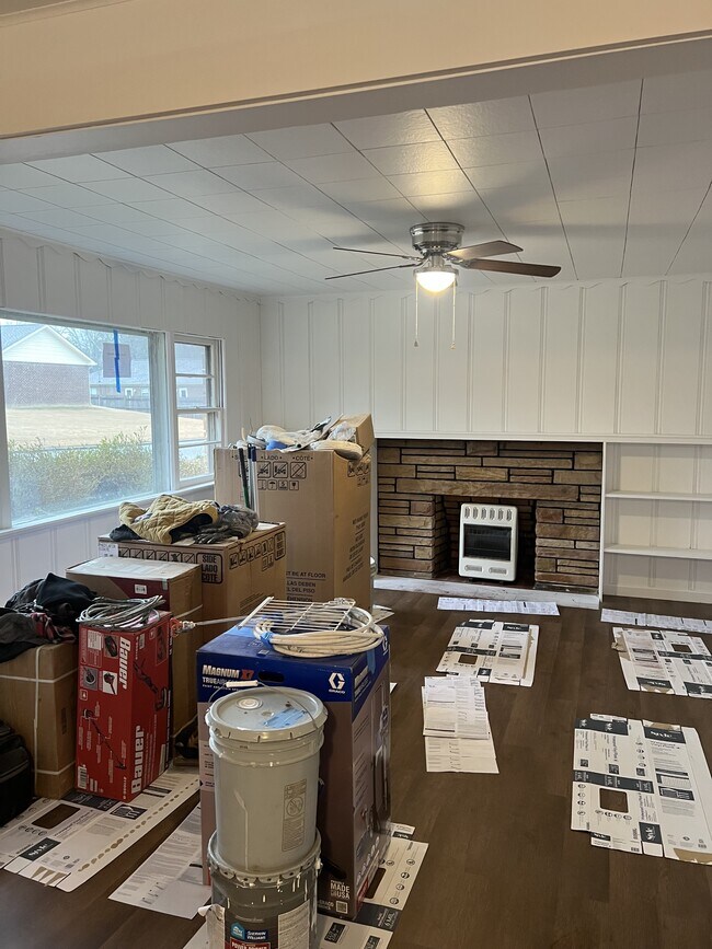 Photo - 1351 Goehler Rd SE