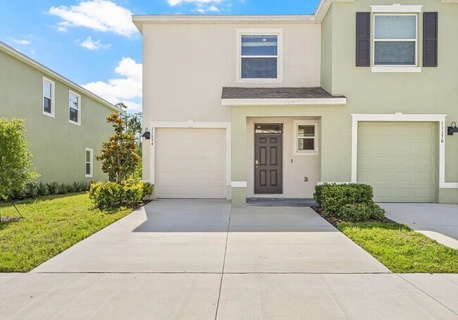 Building Photo - BEAUTIFUL Town Home For Rent in Angeline!