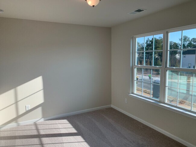 Photo - Resort life for your family in the Palisades!