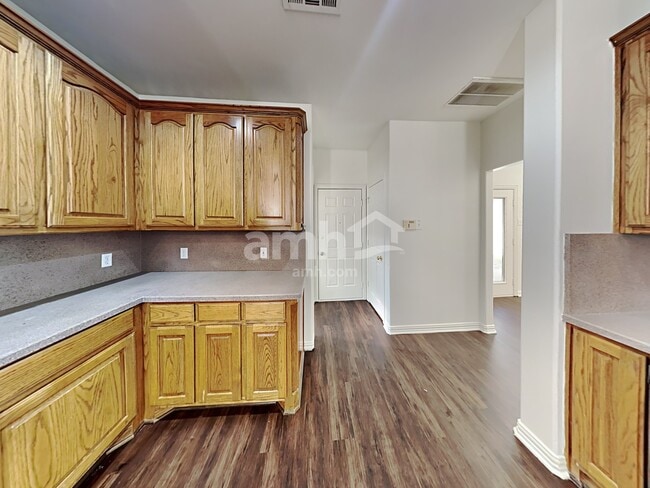 Photo - 5626 Chimney Rock Dr