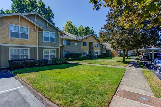 Photo - Commons at Hawthorn Village Apartments