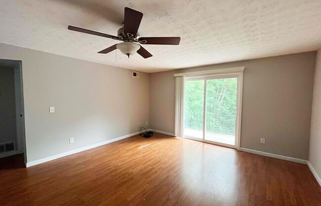 Photo - 525 Lowell Ave Unit 525-11