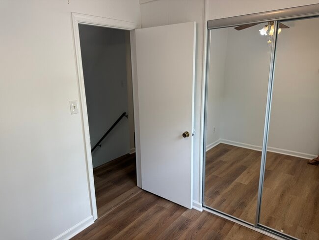 Photo - 3784 Strathmoor Cir