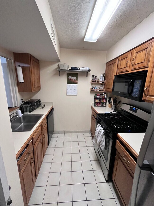 Photo - 2-Bed/2-Bath Allston-Brighton with Garage ...
