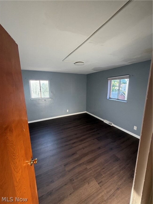 Photo - 17911 Lakeshore Blvd Unit 5